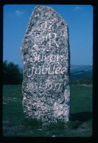 SILVER JUBILEE STONE AT LEUSDON