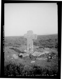 Cross near Skir Ford Down Ridge above Hexworthy.