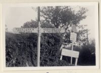 Road sign to Woodtown, Horrabridge and Tavistock