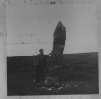 Longstone menhir on Shovel Down