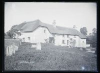 Thatched cottages, Woodbury