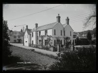 Houses, Lifton