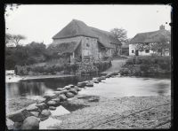 Drewsteignton Stepping stones