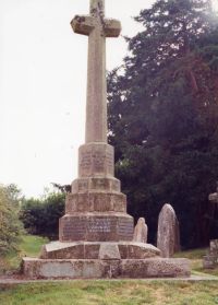 Holne Churchyard Cross [1]