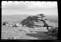 The middle pile of Pewtor looking north