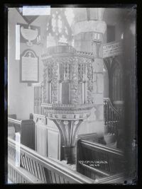 Pulpit in Ipplepen church