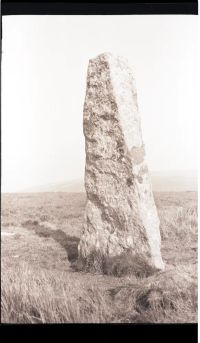 Drizzlecombe western menhir