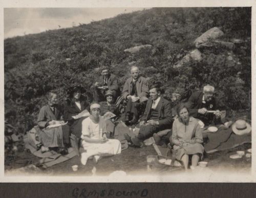 picnic-finch-and-ching-families-grimspound-1926_35950703422_o.jpg