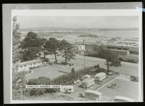 Caravans and holiday chalets near Dawlish Warren train station