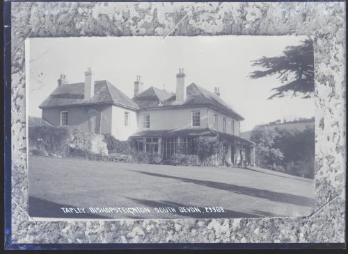 Tapley House, Bishopsteignton