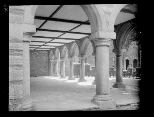 Grammar school cloisters, Plympton