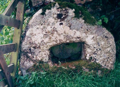 Teigncombe Cross Socket Stone