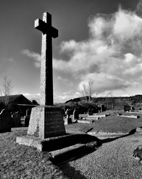 Moretonhampstead War Memorial in Church of St Andrew churchyard.jpg