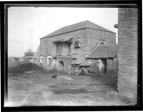 Old Barton Farm, Horrabridge