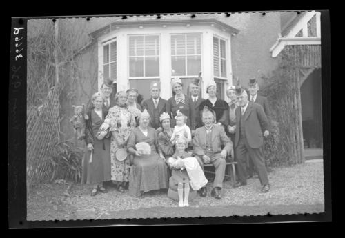 The Taylor Family, Boxing Day 1936