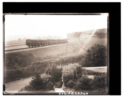 Train outside Gorse Villa, 1913