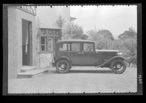 Oakley, Plympton and Austin saloon