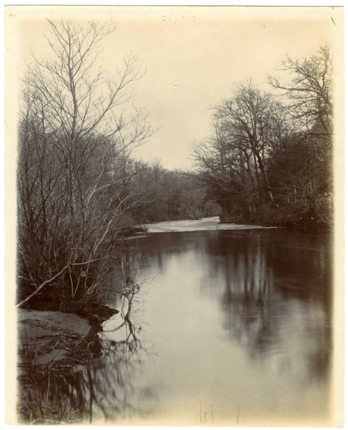 A tranquil River Dart