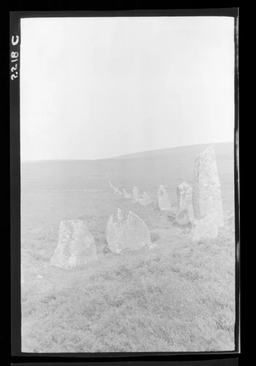 Stone row on Down Tor