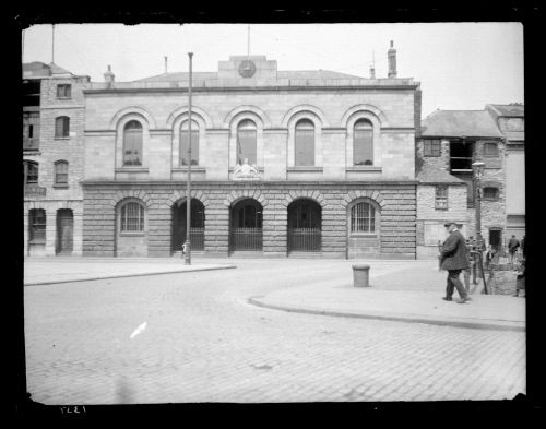 Plymouth custom house