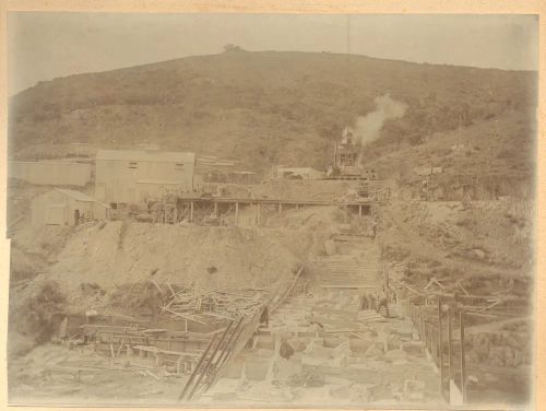 Constructing one of the Hennock reservoirs