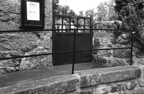 The modern entrance to Lustleigh Baptist Church