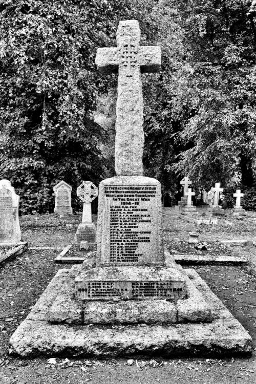 Whitchurch, St. Andrews Church War Memorial