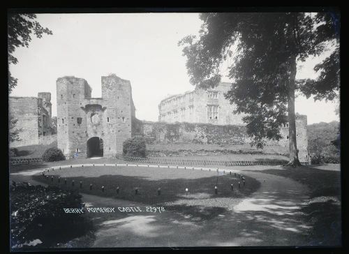 Berry Pomeroy Castle, Totnes