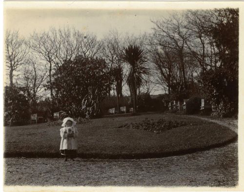 The lawn in front of Kergilliack