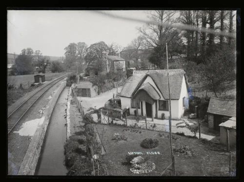 Thatched cottage + railway, Lifton