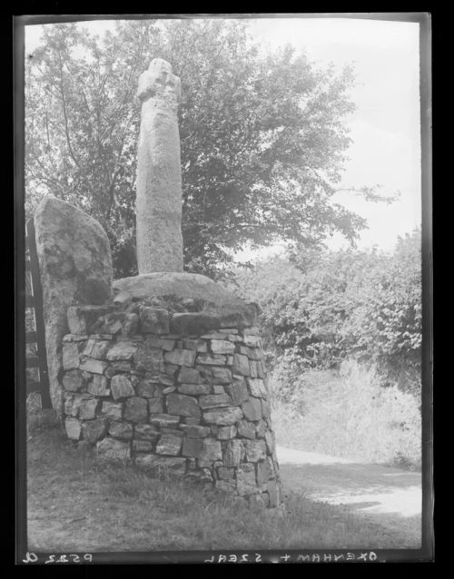 Oxenham Cross