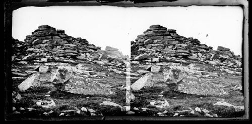 Stereoscopic View of a Tor