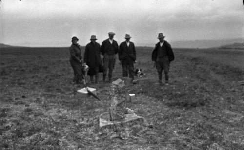 NEGATIVE OF GROUP & STEPHENS GRAVE, (WRONG FOCUS) by R. HANSFORD WORTH,