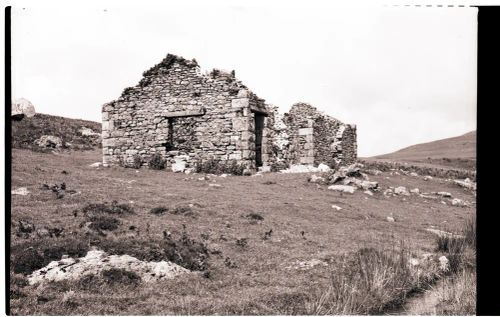 Ruins of a house on Barn Hill