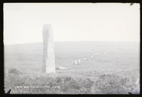 Drizzlecombe Menhir, Sheepstor