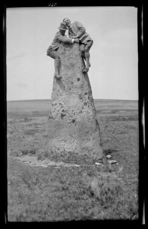 Drizzlecombe Menhir