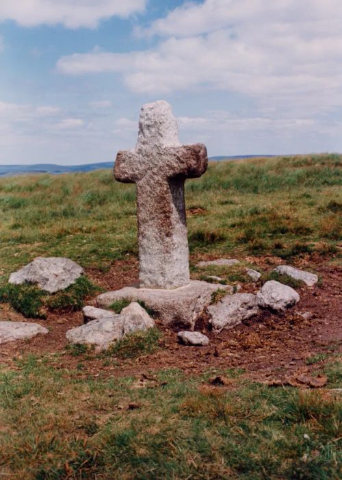 Ter Hill West Cross